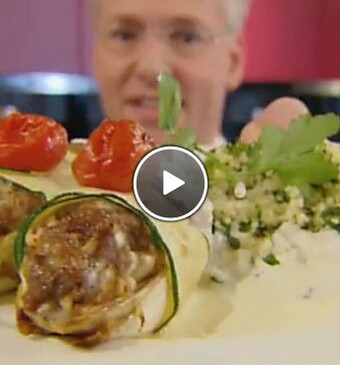 Witlof met gekruid gehakt en couscous