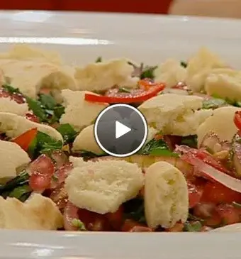 Salade met gestoomde aubergine