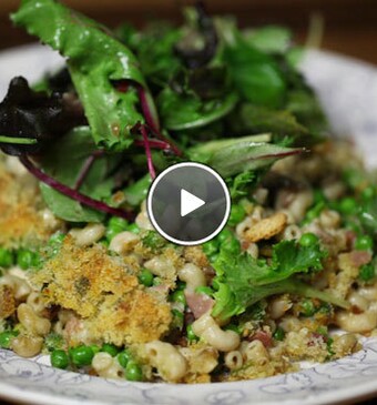 Macaronischotel met kip & doperwten