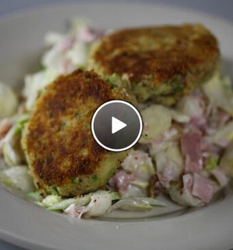 Makreelburger met witlofsalade