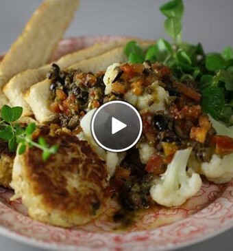 Mediterrane tofuburgers met bloemkool