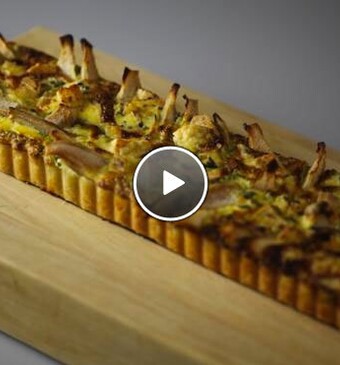 Blauwe kaas- en peertaart