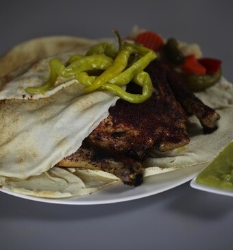 Gegrilde kip met citroen en sumak