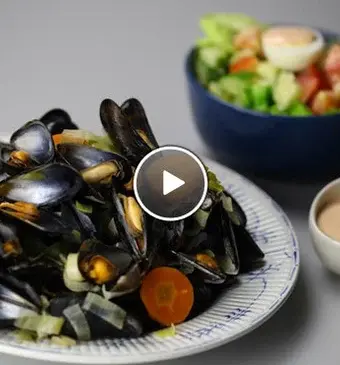 Mosselen in bier & zelfgemaakte cocktailsaus