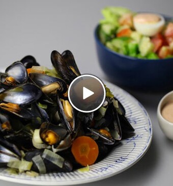 Mosselen in bier & zelfgemaakte cocktailsaus