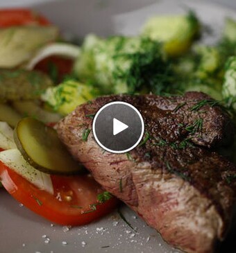 Biefstuk met tomatensalade