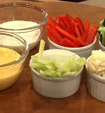 Rauwkost met 2 dips