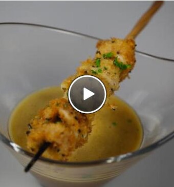 Gefrituurde inktvisringen met Japanse dip