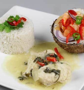 Witvisschotel met kokosrijst