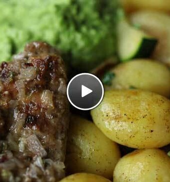 Doperwtenpuree met gekruide kip