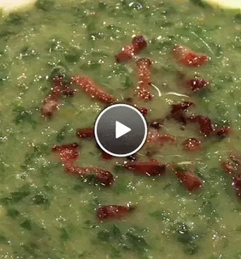 Andijviesoep met aardappel en krokante spekjes