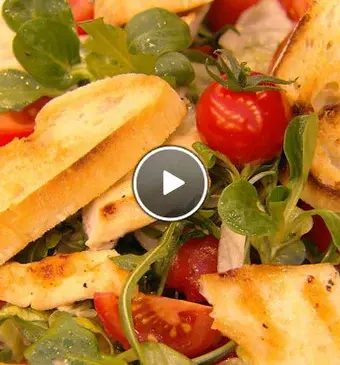 Tomaten-kipsalade met ansjovismayonaise