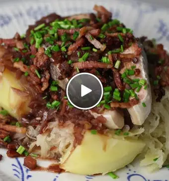 Zalm met zuurkool en rodewijnsaus