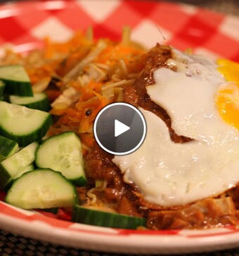 Kinderbami met pindasaus