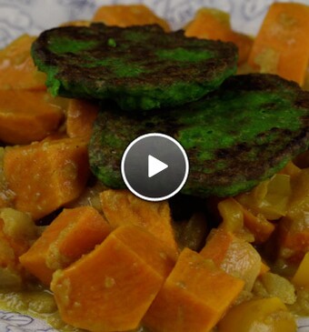 Zoete curry met doperwten pancakes