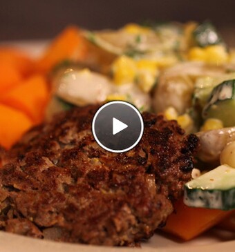 Duitse biefstuk met krieltjes salade