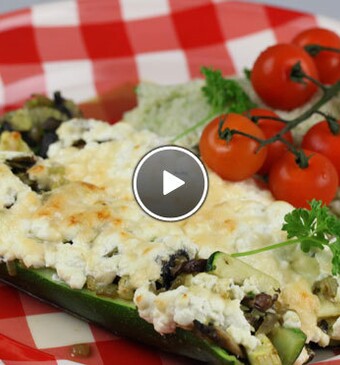 Courgette gevuld met huttenkase & Bulgur