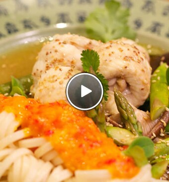 Pakketje van asperge en tongfilet met pittige mangosaus