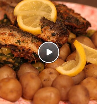 Bokronis (sardientjes) met krieltjes en Marokkaanse spinazie