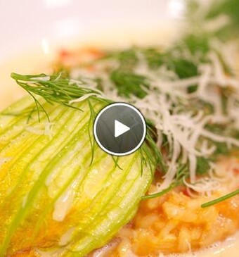 Gevulde fleur de courgette met snoekbaars