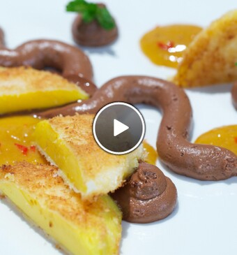 Chocolademousse en mangoschnitzels
