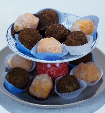 Pindasnoepjes & zoete aardappelbonbons uit de Antillen