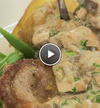 Schouderkarbonade met paddenstoelensaus en groente