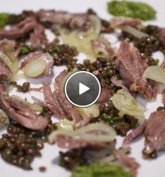 Confit de canard met groene linzen
