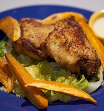 Pittige kip met zoete aardappels uit de oven