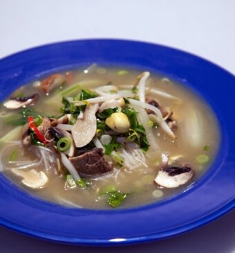 Thaise kokos-kippensoep