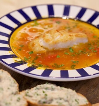 Snelle vissoep met kabeljauw