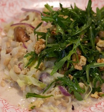 Romige spitskool met Parmezaanse kaas