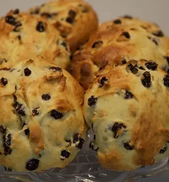 Kwarkbollen met krenten