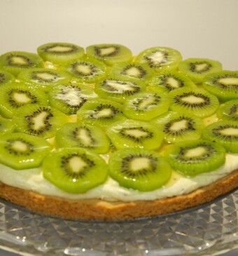 Kiwi-lime pie