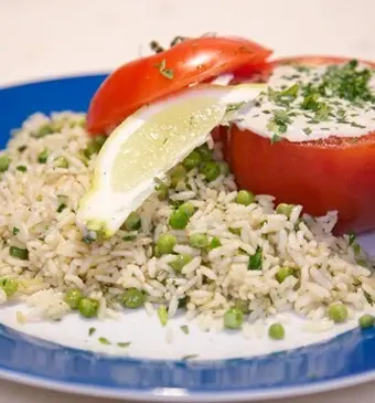 Tomaten gevuld met tonijnmayonaise