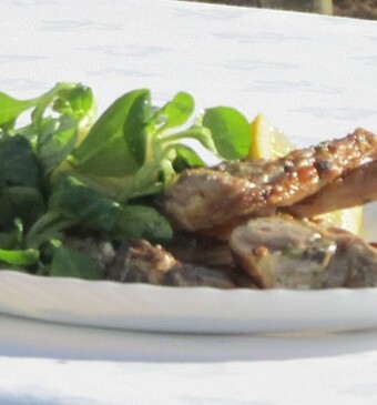 Gegrilde lamskoteletjes