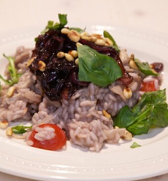 Oesterzwammenrisotto met balsamico-uien