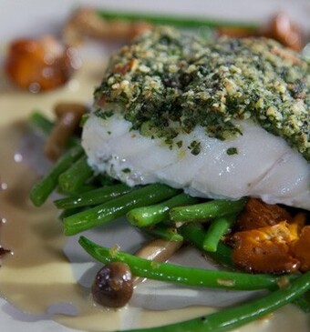 Skrei met amandelkorst en beurre blanc