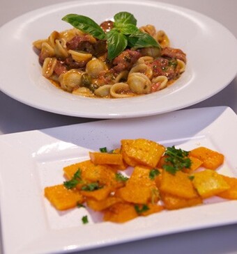 Orecchiette con salsiccia e capperi (pastaoortjes met saucijs en kappertjes)