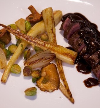 Hazenrug met geroosterde groenten