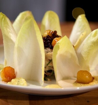 Makreelsalade met gekaramelliseerde appel