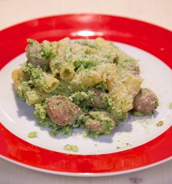 Rigatoni met broccoli, ricotta en limoen