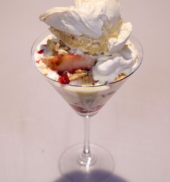 Crème van époisses met winterfruit en meringue