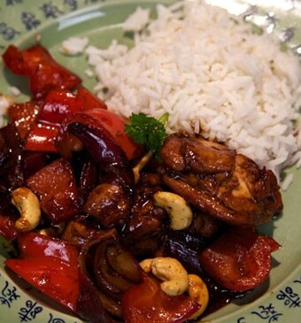 Pittige sriracha cashewkip