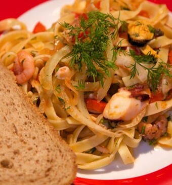 Fettuccine met zeevruchten