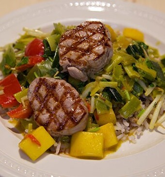 Prei in exotische kerriesaus