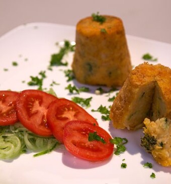 Sformatini con broccoli e besciamella (Taartje van broccoli en bechamelsaus)