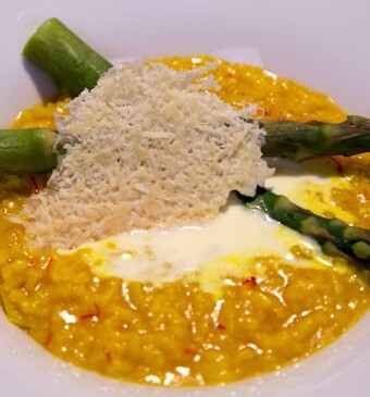 Paasrisotto met groene asperges
