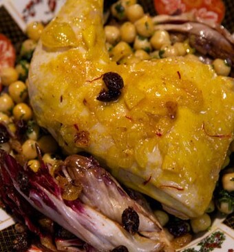 Kip K’dra met kikkererwten en gebakken radicchio