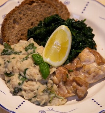 Kippendijen met cannellinipuree